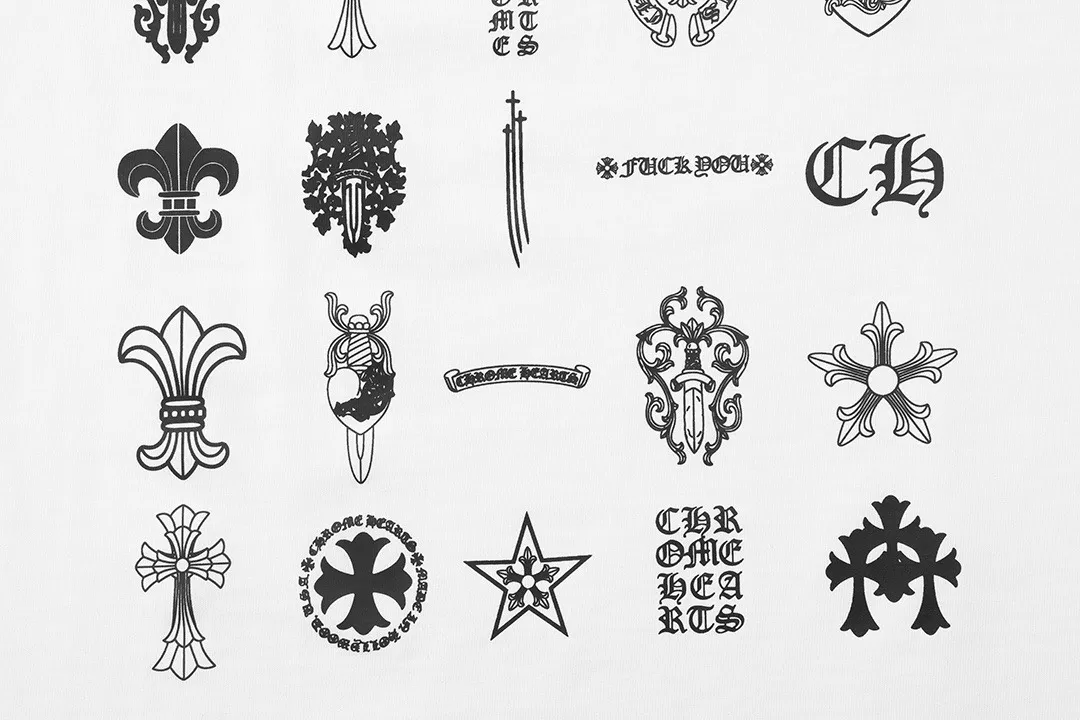 P150 Chrome Hearts Chrome Hearts 2026 official website new brand collection logo, same style for men and women, short-sleeved T-shirt ·Customized 300g 100% double yarn pure cotton fabric ·Dyeing 32 counts double-strand thread ·Collar label, hangtag, main mark and three labels complete Color: White Size: XS S M L